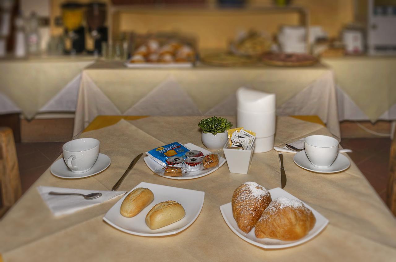 Hotel Casa Diocesana Di Lucca Eksteriør bilde